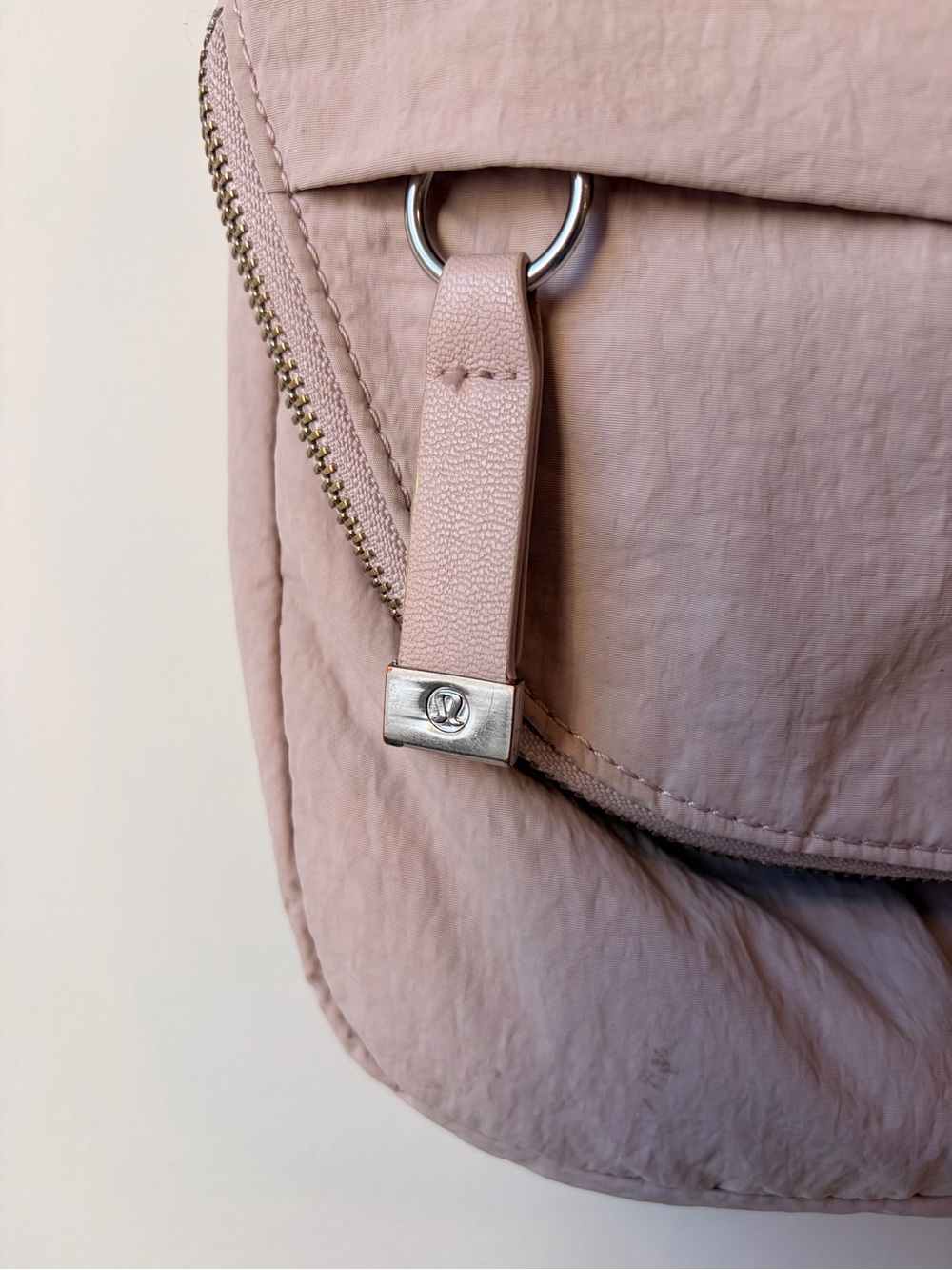 Lululemon All Night Festival Bag *5L - Smoky Blush - Picture 6 of 16
